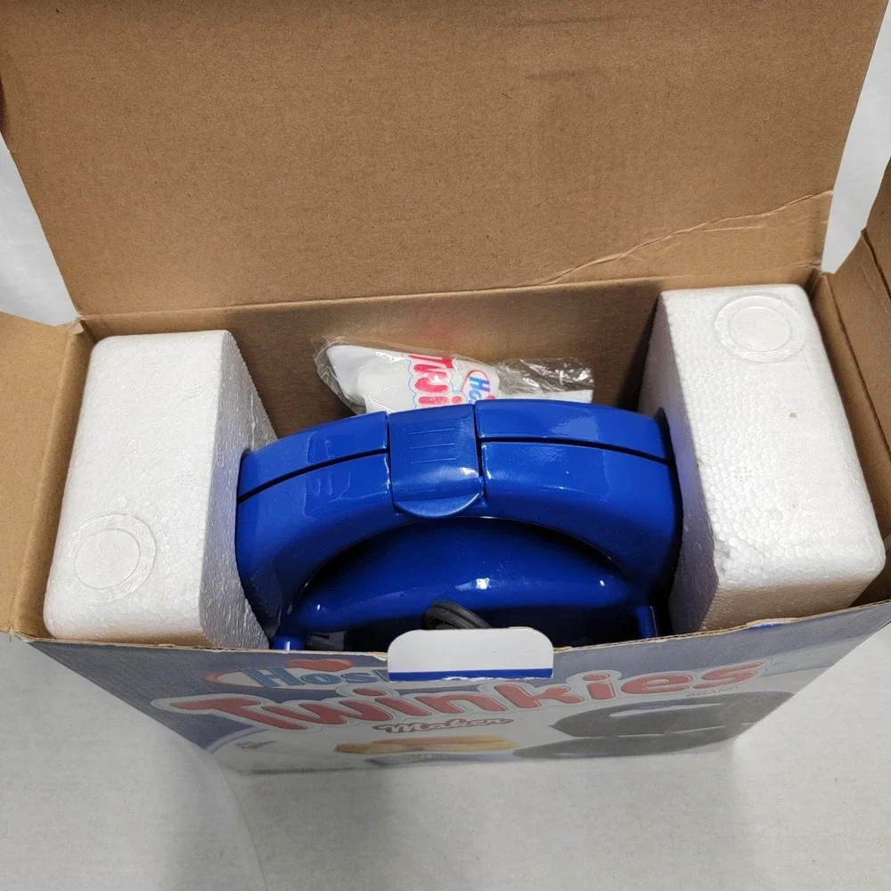 Hostess Twinkies Maker Machine Bake Perfect Twinkies Snack Cake Maker‎